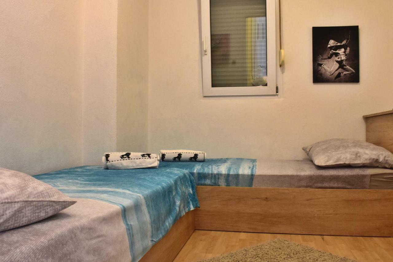 Apartment Hajdi *